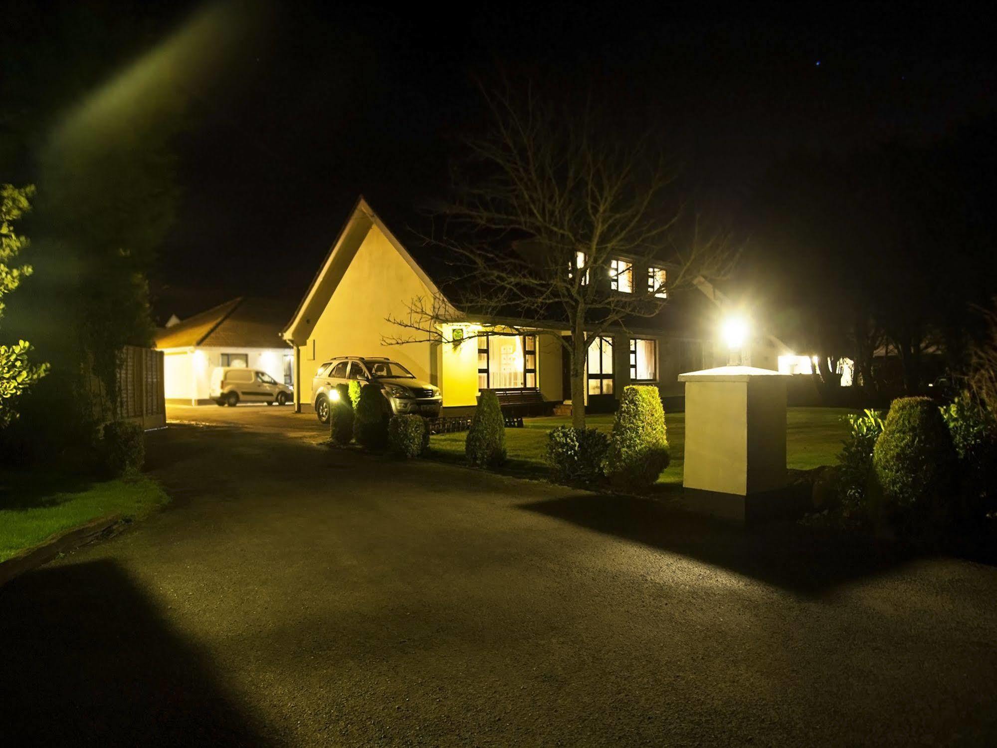 Hillview Self Catering Apartment Lusk Екстериор снимка