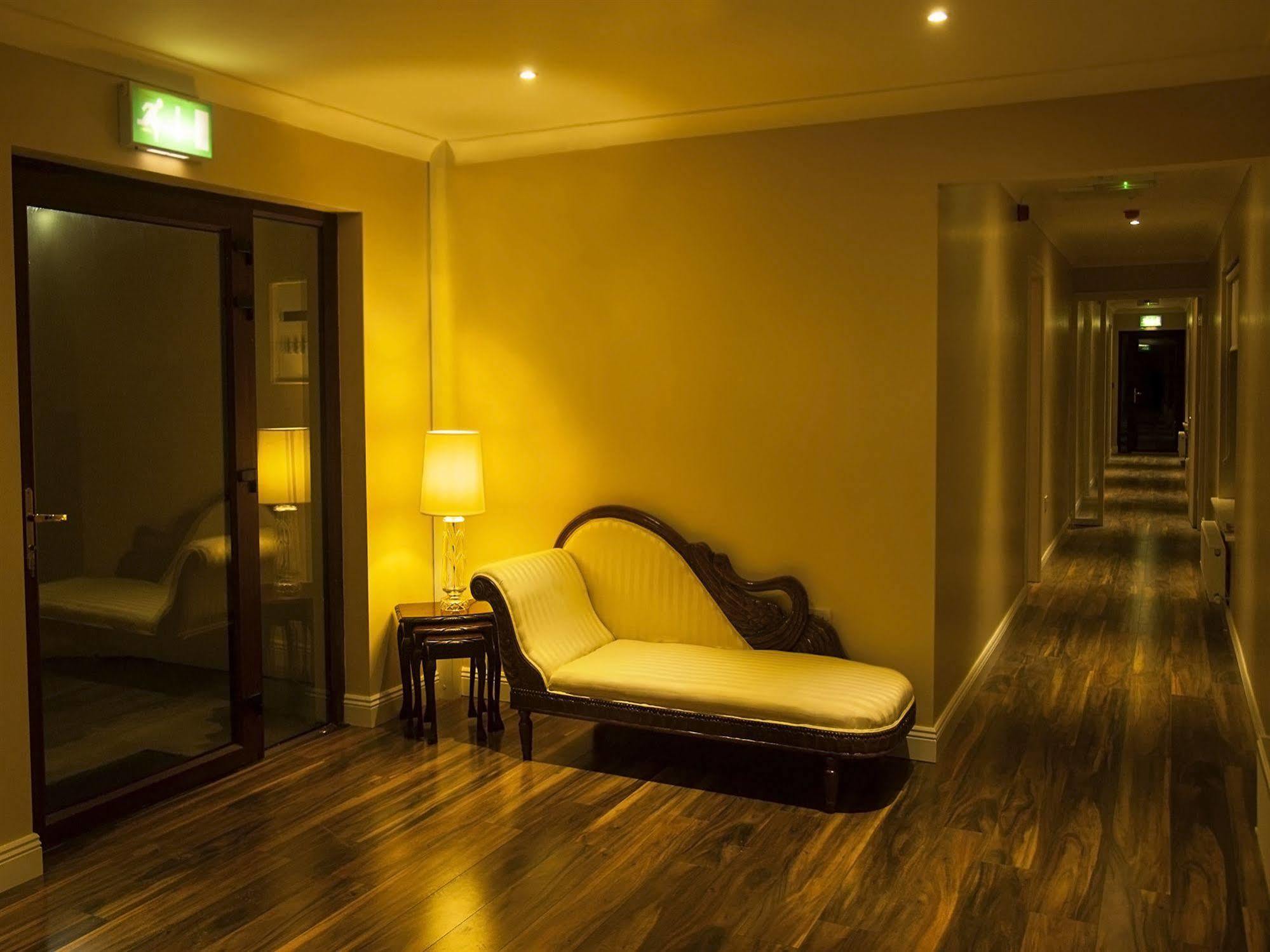 Hillview Self Catering Apartment Lusk Екстериор снимка